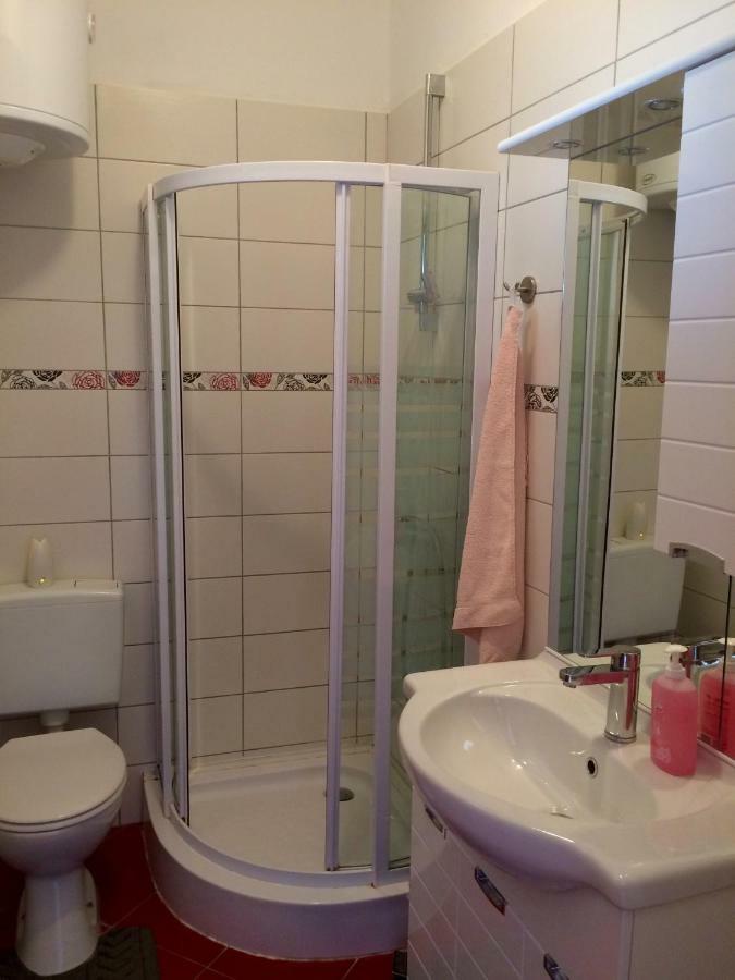 Apartmani Brusel Pag Buitenkant foto